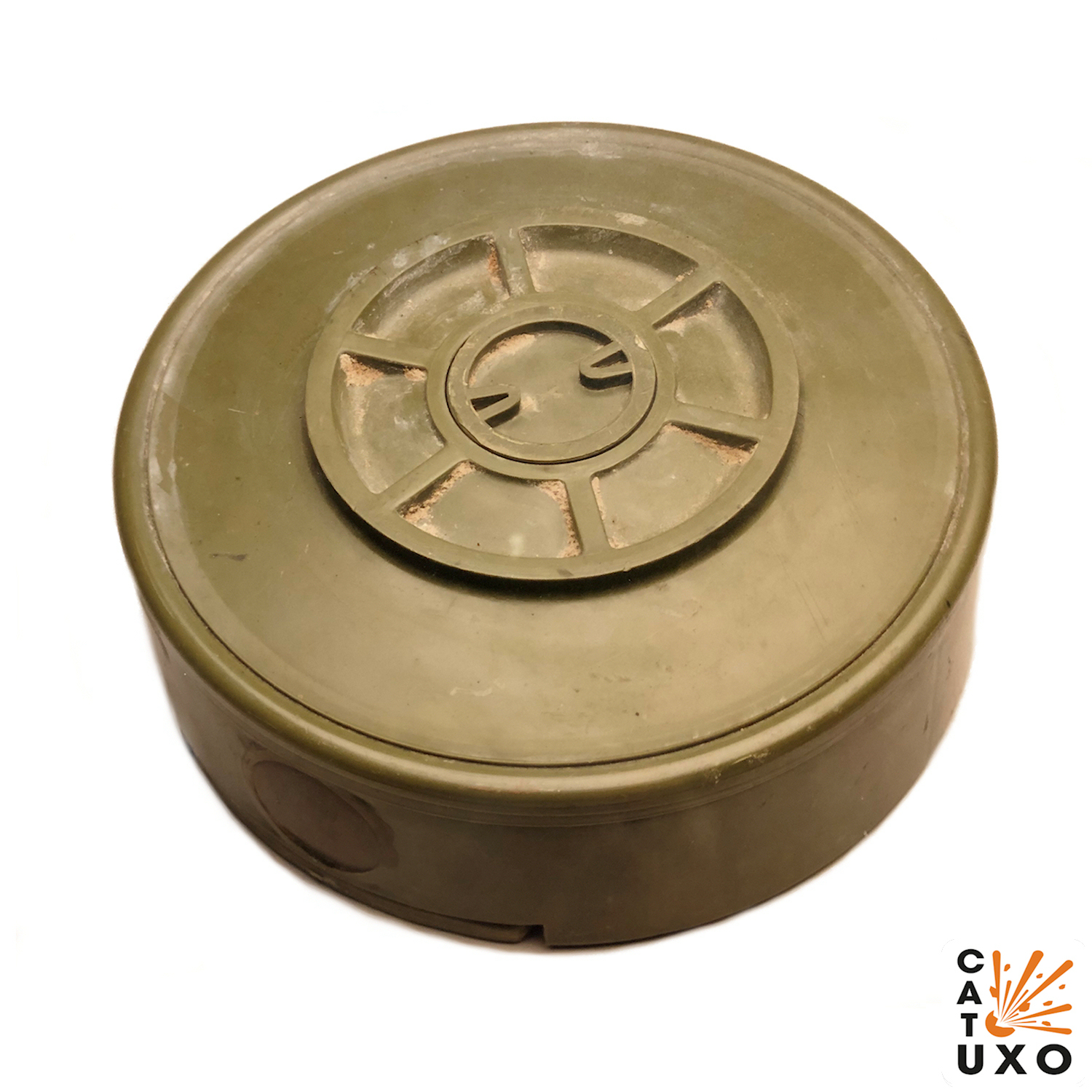 CAT-UXO - Type 72 plastic landmine